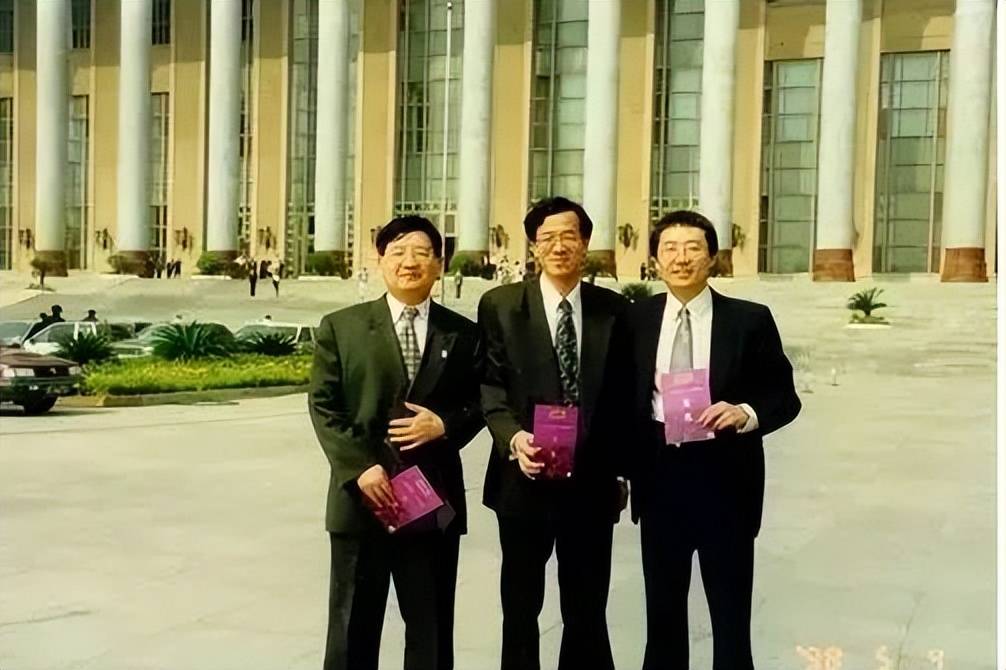 俞敏洪揭秘新东方股权分配过程 (图4)