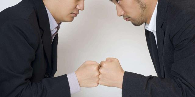 职场上,如果与同事发生冲突,该怎样妥善处理,减少不愉快?(图1) 职场上,如果与同事发生冲突,该怎样妥善处理,减少不愉快?(图1)