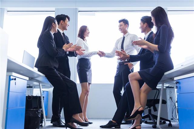 和领导相处的5大忌讳，有了一个，都会让领导讨厌！(图1)