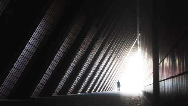 人为什么容易出现认知偏差?晕轮效应,你中招了吗?(图7) 人为什么容易出现认知偏差?晕轮效应,你中招了吗?(图7)