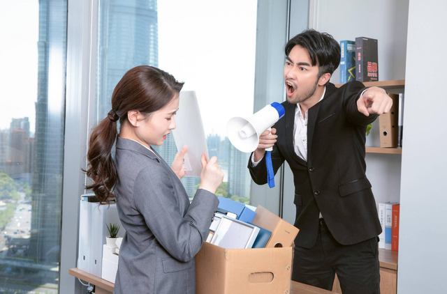 职场上,聪明人不会去抢这2样“东西”,看似风光,实则得罪领导(图5) 职场上,聪明人不会去抢这2样“东西”,看似风光,实则得罪领导(图5)