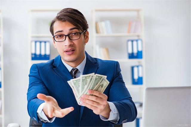 年轻人尽量别去做这3种工作！做得越久，你就越吃亏(图3)