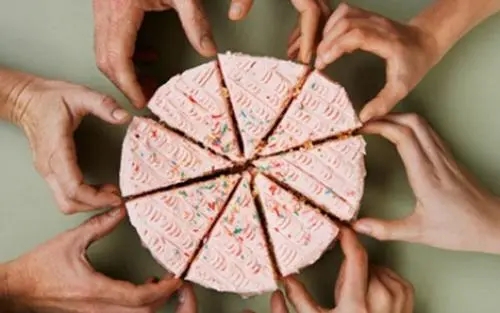 股权激励计划如何平衡公司的风险和回报?(图1) u=3446879627,3304412770&fm=253&fmt=auto&app=138&f=JPG.webp.jpg